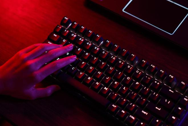 备矩阵：m16 R2+Pro键鼠耳机性能巅峰凯发平台纯血Alienware外星人电竞装(图30)